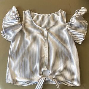 Cold Shoulder Womans’ Striped Blouse with Button front and Tie at Waist. Size L.